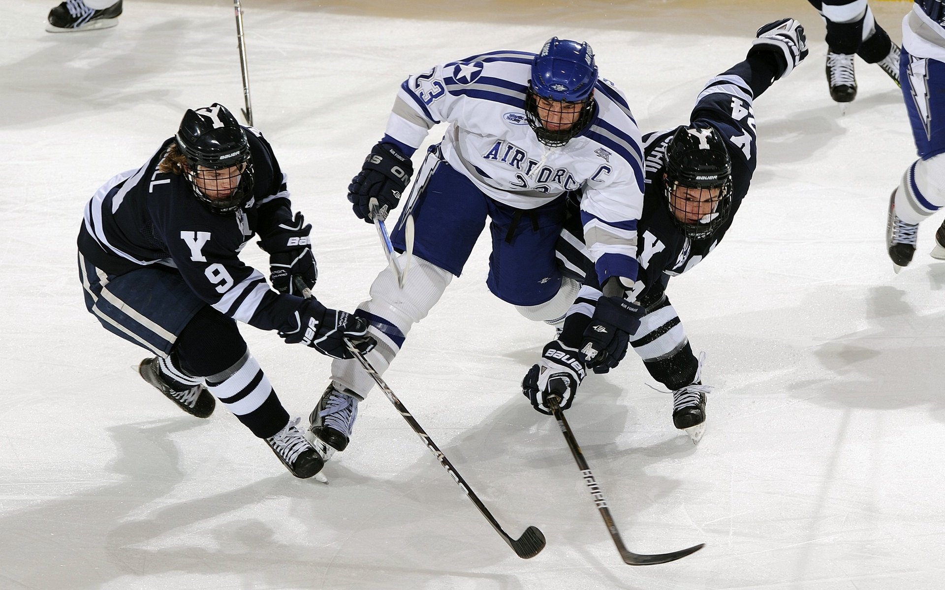 “美洲球队强势突围,南美火药味十足”
